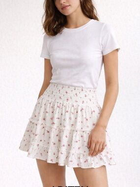 Pink Lily Floral Smocked Skort White Pink Tiered Ruffle Mini Skirt Shorts L